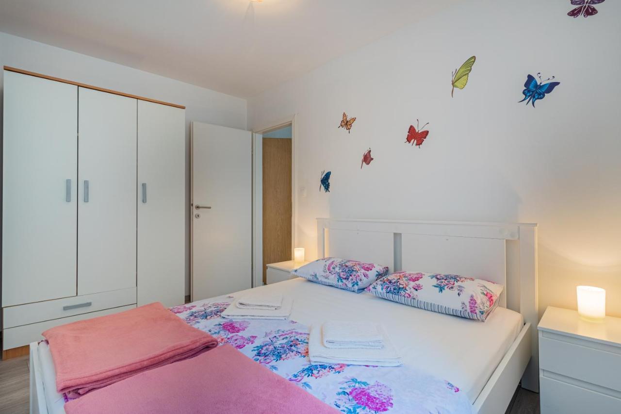קרס Apartman Antonija מראה חיצוני תמונה